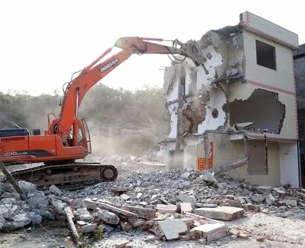 齐干却勒街道建筑物拆除